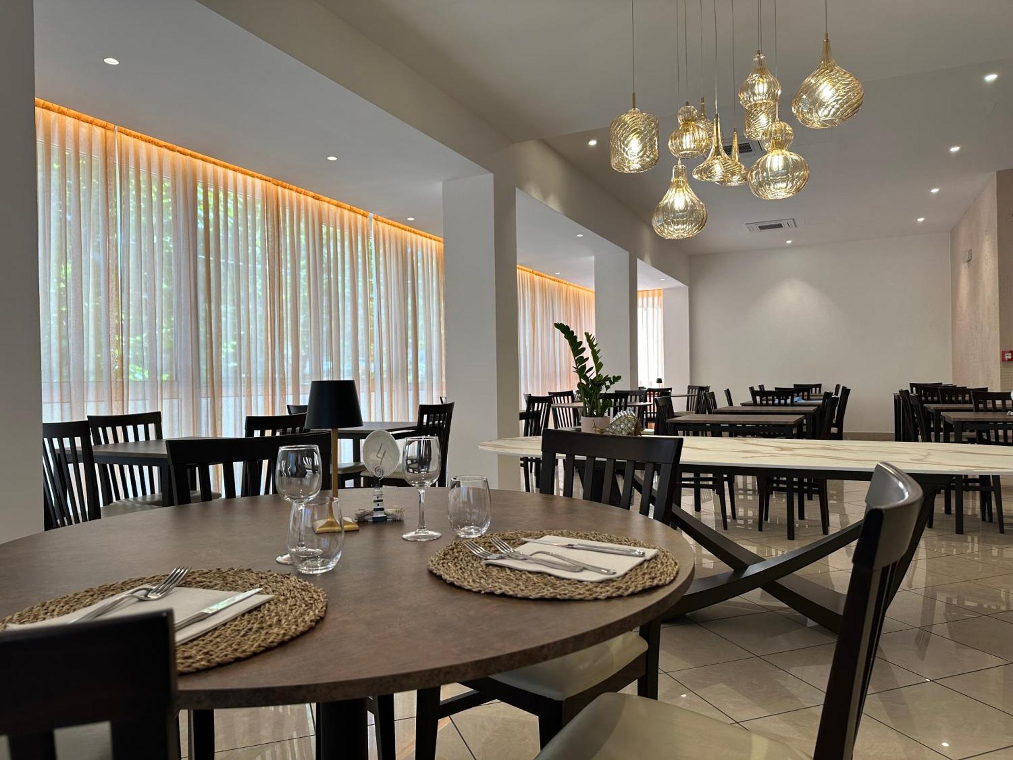 Hotel Villa Tosi Bellaria-Igea Marina Eksteriør billede