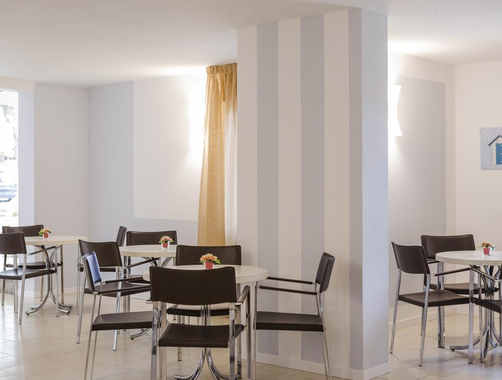 Hotel Villa Tosi Bellaria-Igea Marina Eksteriør billede